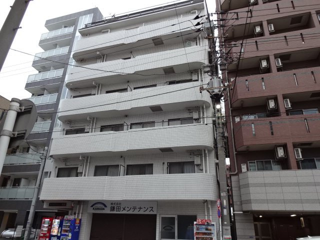 ホワイトアベニュー古谷の外観