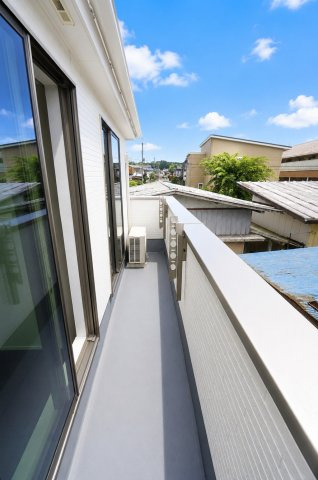 新築　千葉市若葉区桜木北１丁目 2号棟のバルコニー|＊当日ご案内可＊ご希望の物件まとめてご案内！弊社が掲載していない物件でもOK♪お気軽にご相談ください ♪お電話でのお問合わせがスムーズ♪