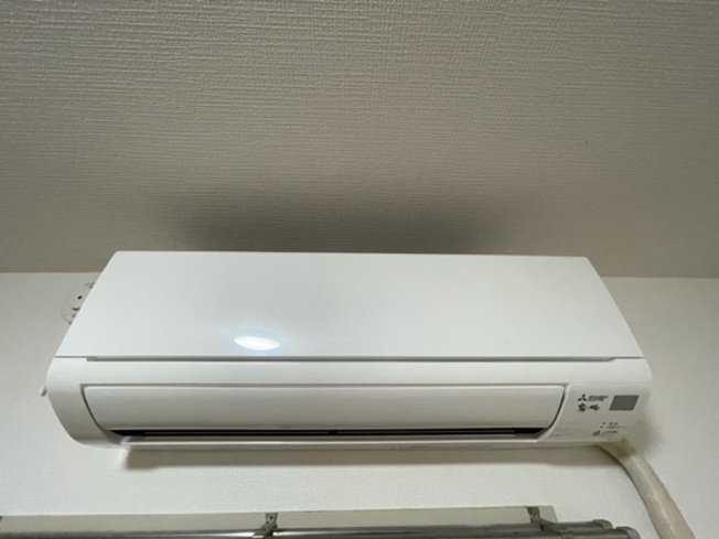 【設備】 | エレガンスクローバー | 102 エアコン