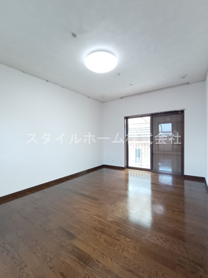 【居間・リビング】 | 豊橋市柱九番町貸家