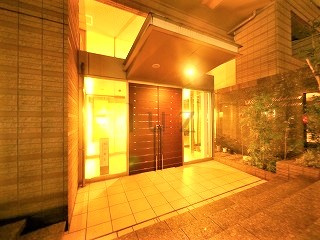 LAPRYLE新横浜のロビー