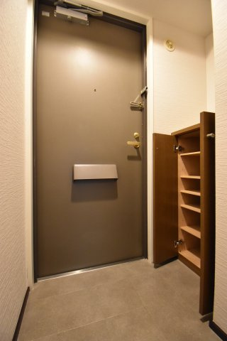 Novum Rosa(ノームローザ)の玄関