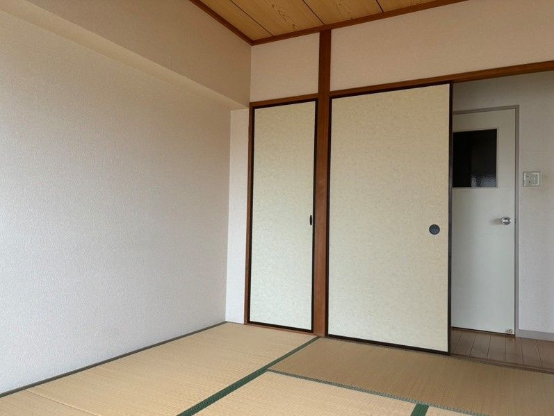 パークヒルズ越前屋の洋室