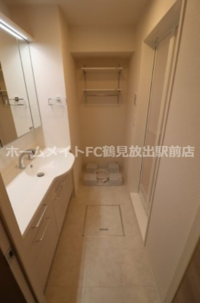 大阪市鶴見区茨田大宮４丁目のハイツの洗面所