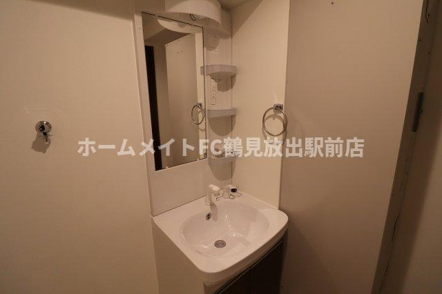 東大阪市高井田本通７丁目の賃貸マンションの独立洗面台