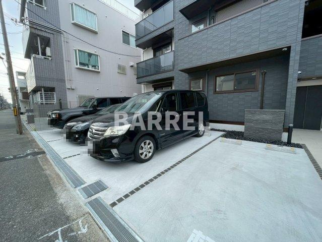 クラシスト瑞光の駐車場