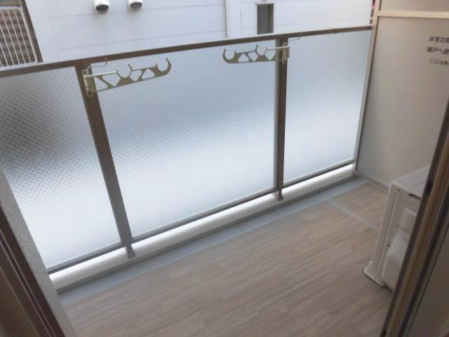 神戸市中央区磯上通４丁目の賃貸マンションのバルコニー