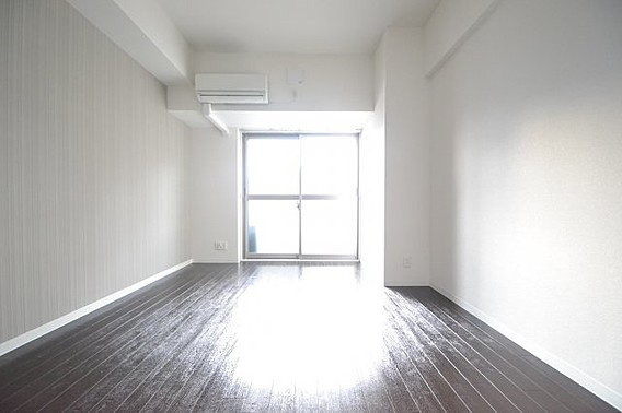 神戸市中央区磯辺通１丁目の賃貸マンションの洋室