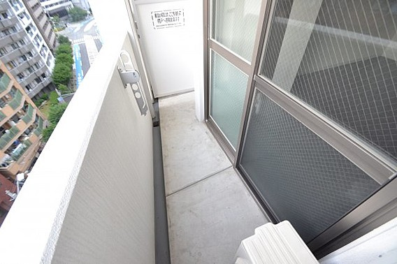 神戸市中央区磯辺通１丁目の賃貸マンションの玄関