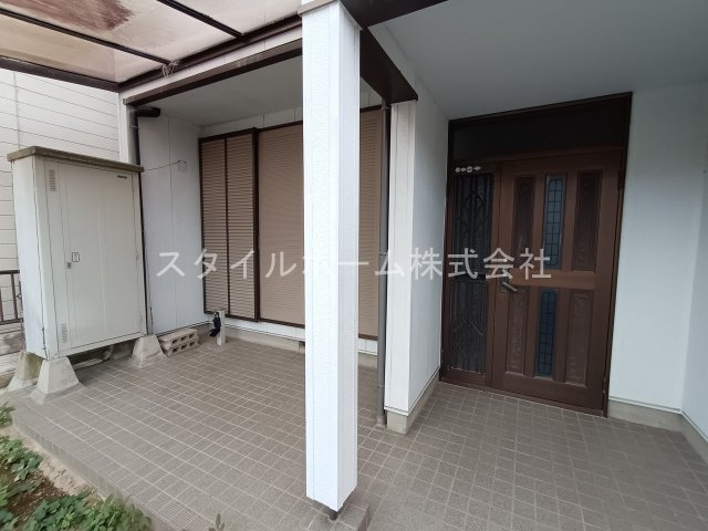 豊橋市柱九番町貸家のエントランス