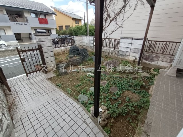 豊橋市柱九番町貸家の庭