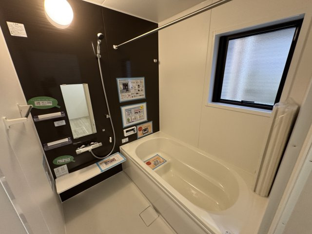越谷市赤山町新築戸建て駅チカ9分の浴室
