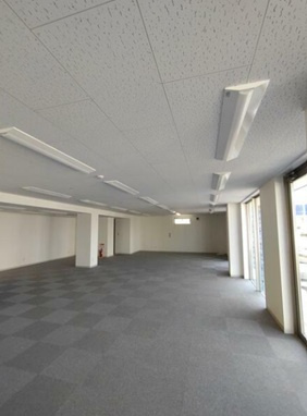 市川市下貝塚１丁目の店舗一部の内装