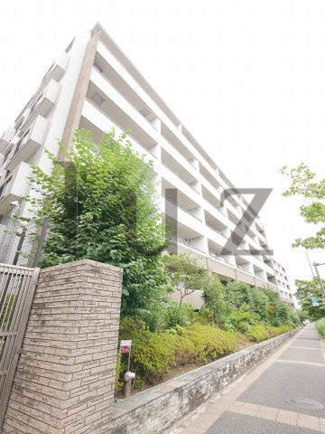 ライオンズ長津田マークスフォートの外観