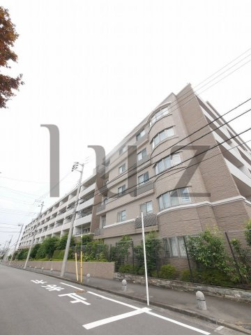 ライオンズ長津田マークスフォートの外観