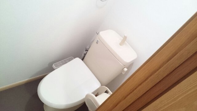 フォ－リ－フ　クローバのトイレ|コンパクトで使いやすいトイレです