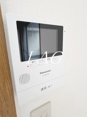 【セキュリティ】 | フラット恵潤 | モニター付きインターホンです。