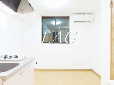 【居間・リビング】 | カーサビアンカ高松 | 洋室のお部屋です。
