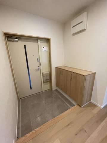 ラ・ヴェール芦屋Ⅲ6号棟の玄関