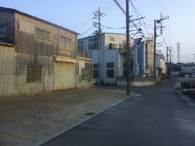 松戸市大橋の倉庫