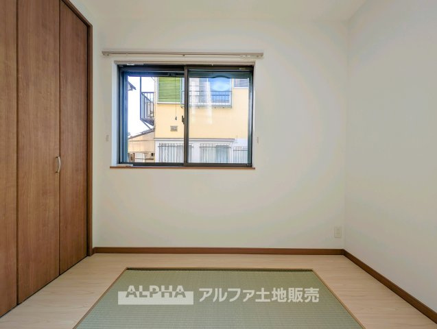 東大和市仲原1丁目　中古戸建の和室|【Japanese-room】
◆和室◆やさしい畳の香りに包まれる和室。季節を感じながらくつろげる、暮らしに落ち着きを添える空間です。