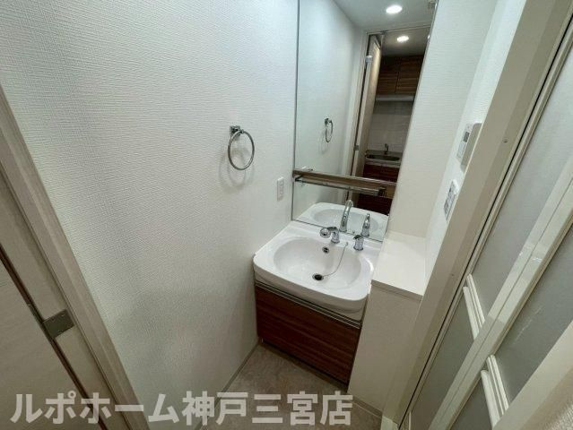 プレサンス三宮エレガンシアの洗面所