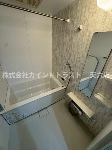 エス・フィールド奏の浴室