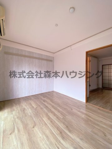 【洋室】 | 　GM藤田町WEST | 広々とした洋室です