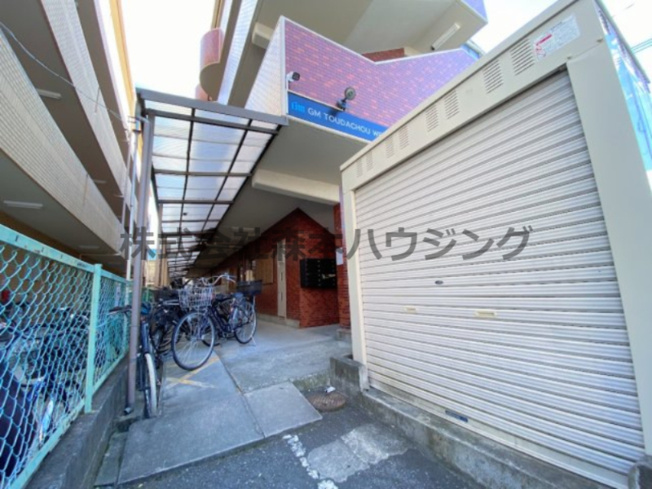 【エントランス】 | 　GM藤田町WEST | エントランスです