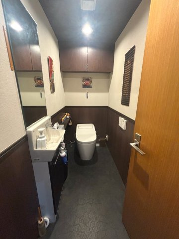 1階路面店舗×居抜き　手洗い付タンクレストイレ