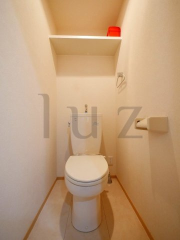 ドルフのトイレ|清潔感のあるトイレです。