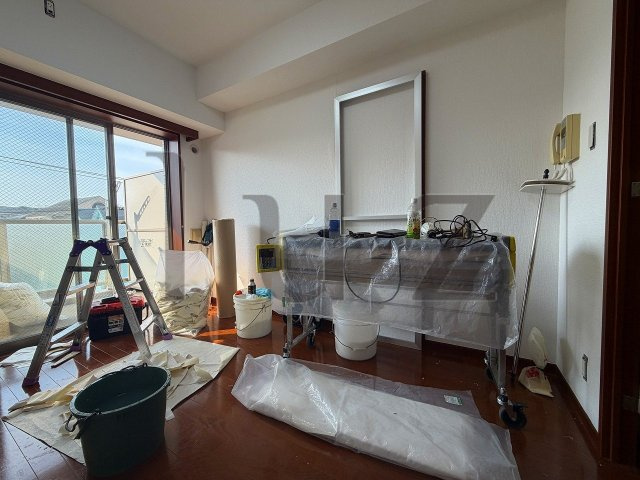 ロワール横濱反町の居間・リビング