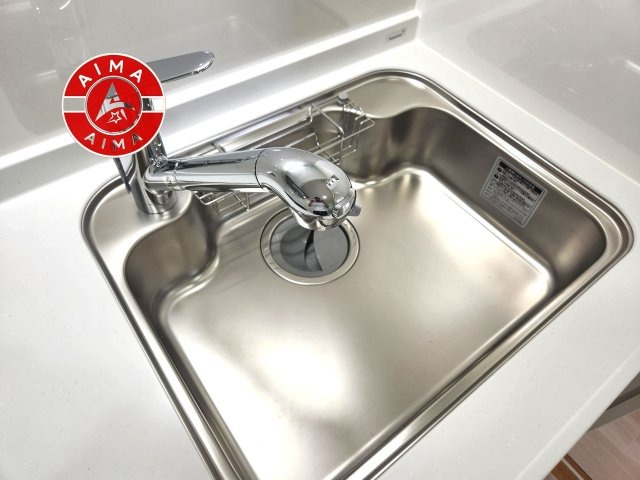 エンクレスト天神南Ⅲの発電・温水設備|無駄のないシンプル設計で、毎日のキッチンワークを軽快に。