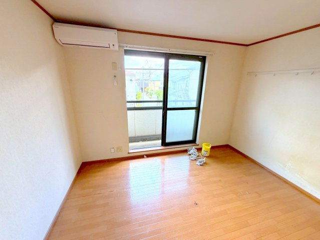 マーガレットコートの居間・リビング|★明るいお部屋です★