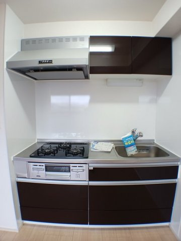 アルディエンテ　Ｙ＆Ｊ　Ⅱのキッチン