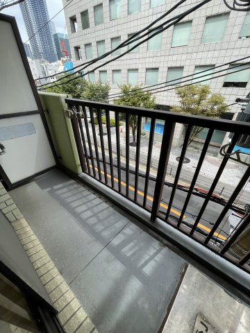 東梅田レジデンス小島のバルコニー|バルコニー付きです