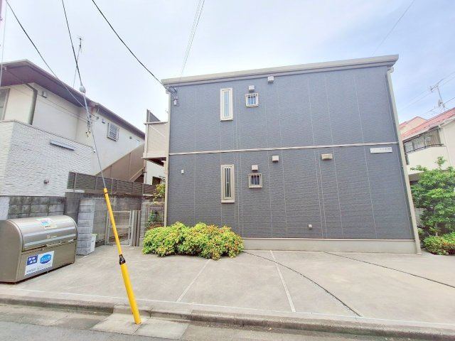 カーサ都立家政の外観|★住宅街に立地★