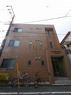 アンビシャス２１新川崎の外観