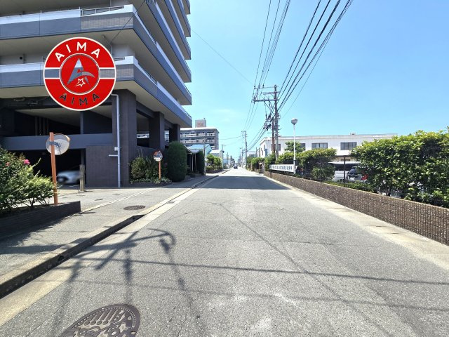 アンピール空港南の現況写真|前面道路含む現地の写真です。