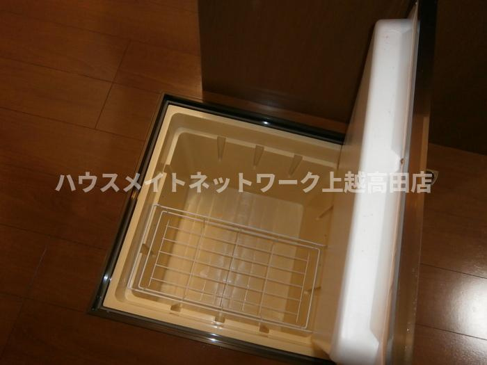 プレシャスの収納|床下収納