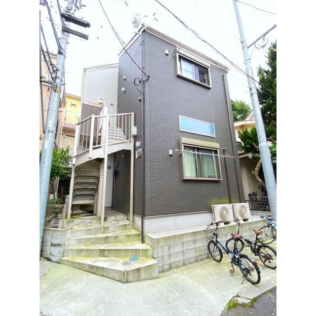 ＶＥＲＳＡＮＴＥ　ＹＯＫＯＨＡＭＡ