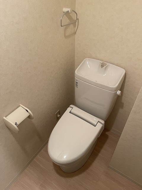 エムロードのトイレ|※同タイプ別部屋写真