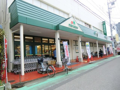 マルエツ蕨店 359m