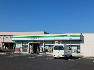 【周辺】 | ファミリーマート城東店まで650m
