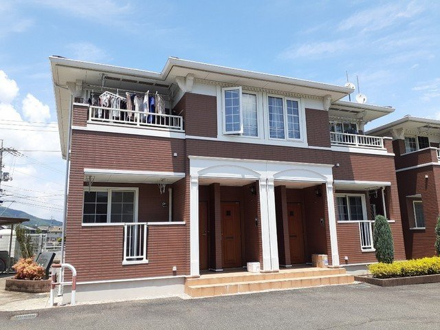 ラフレシールＡの外観