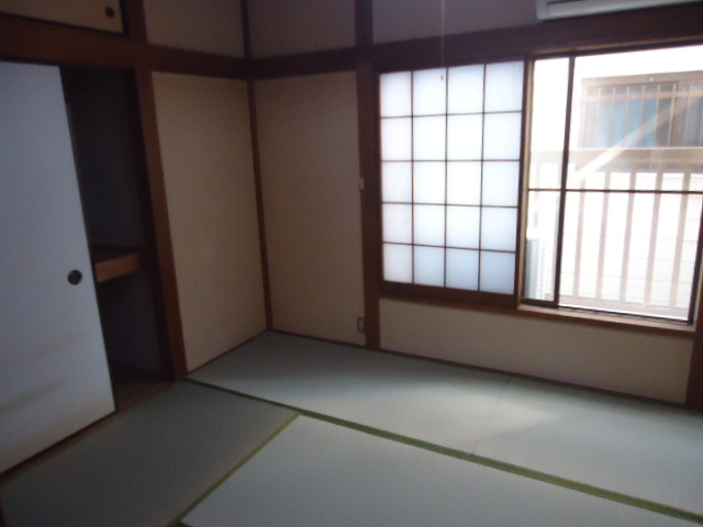 チコハウスの和室