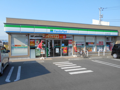 ファミリーマート 立川上砂町五丁目店まで140m