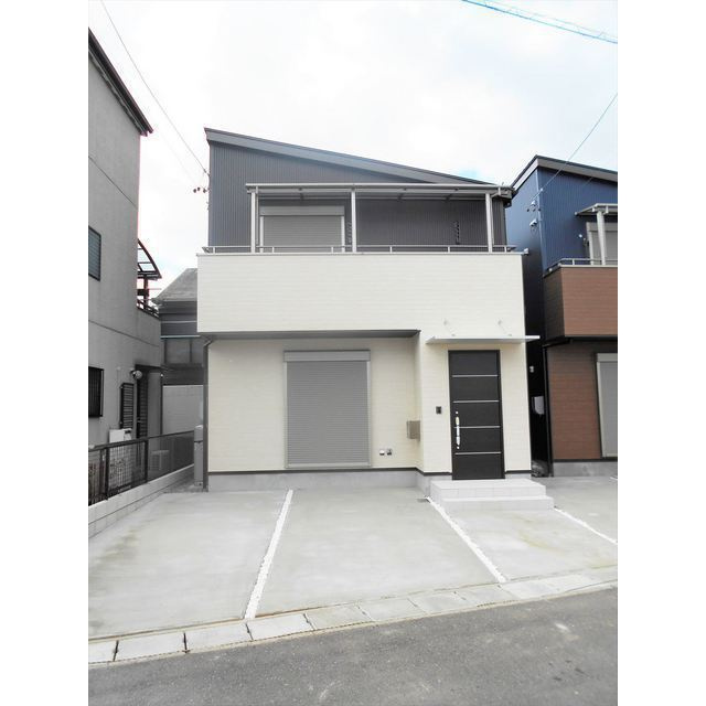 岐阜市錦町６丁目の一戸建ての駐車場|南棟