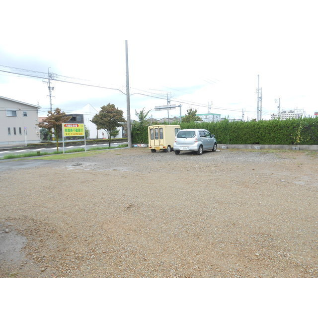 岐阜市須賀４丁目の駐車場の駐車場|北側