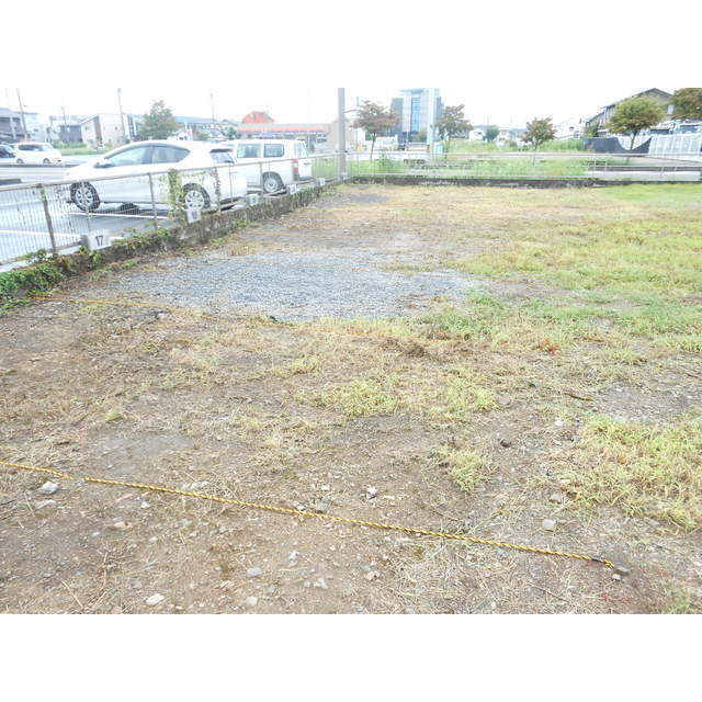 岐阜市須賀４丁目の駐車場の駐車場|南側